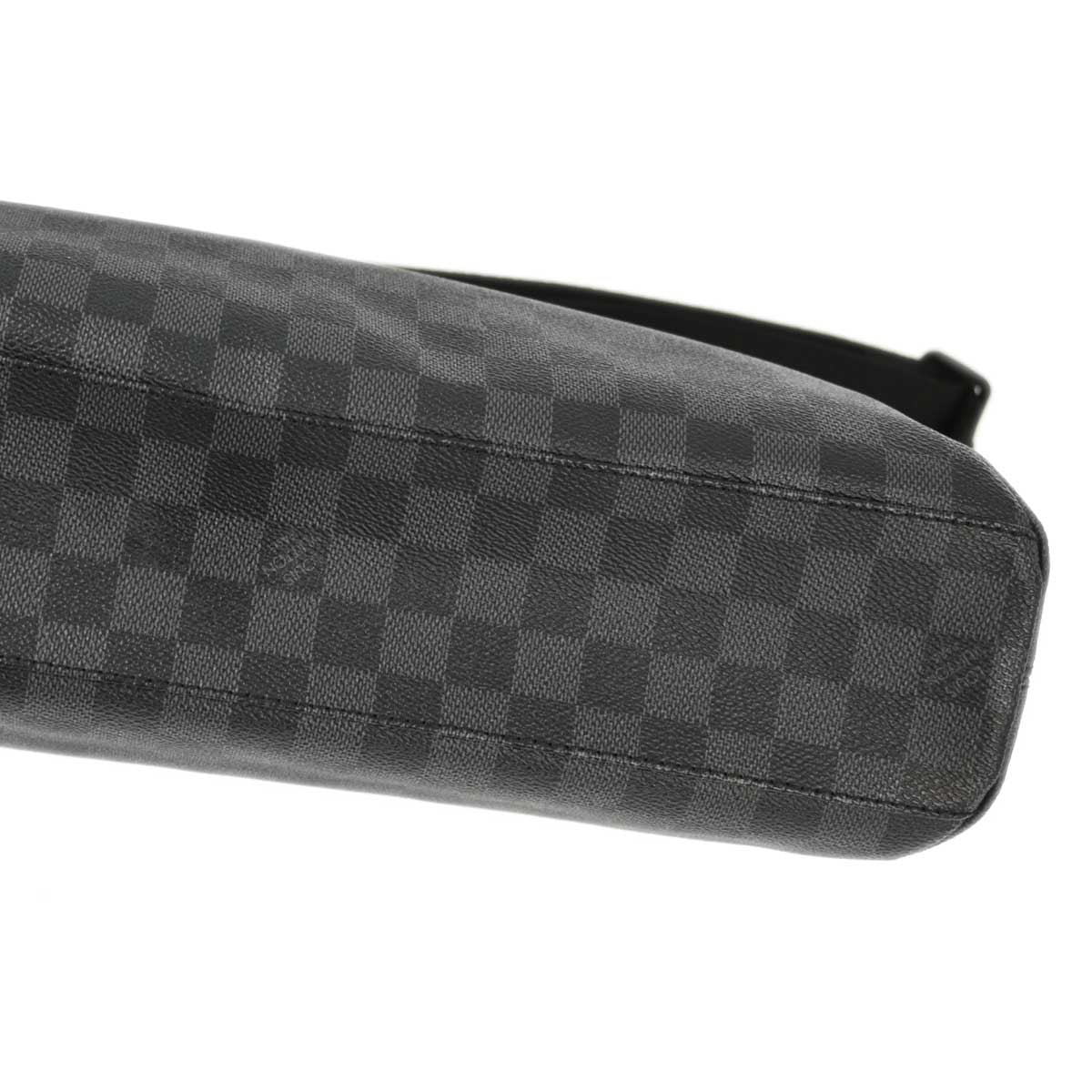 Louis Vuitton 2012 Damier Graphite Mick MM Shoulder Bag N41106 - Image 4