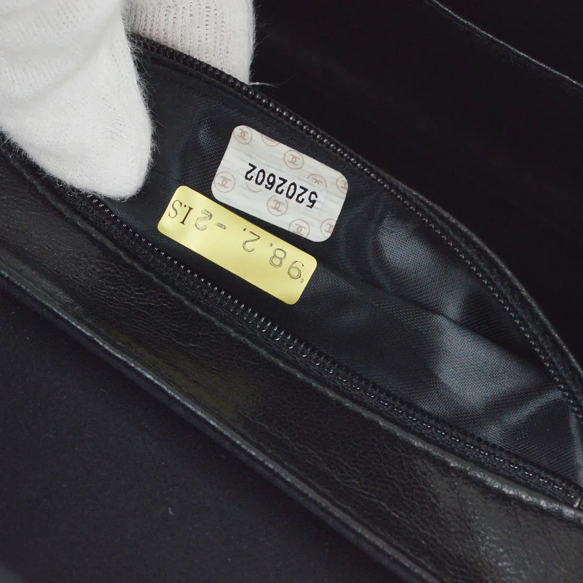 Chanel 1997-1999 Black Satin Handbag - Image 10
