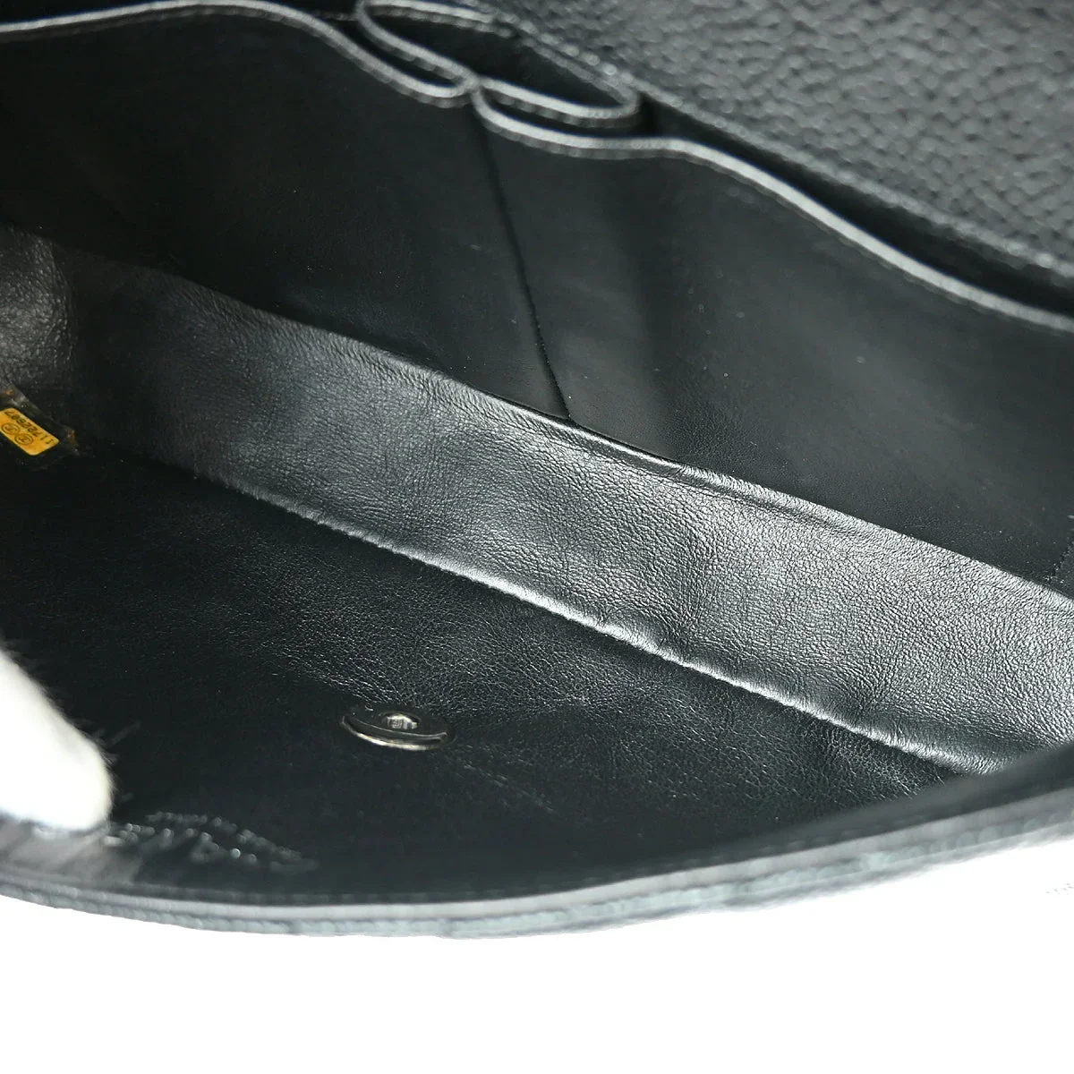 Chanel 2006-2008 Black Caviar East West Shoulder Bag - Image 8