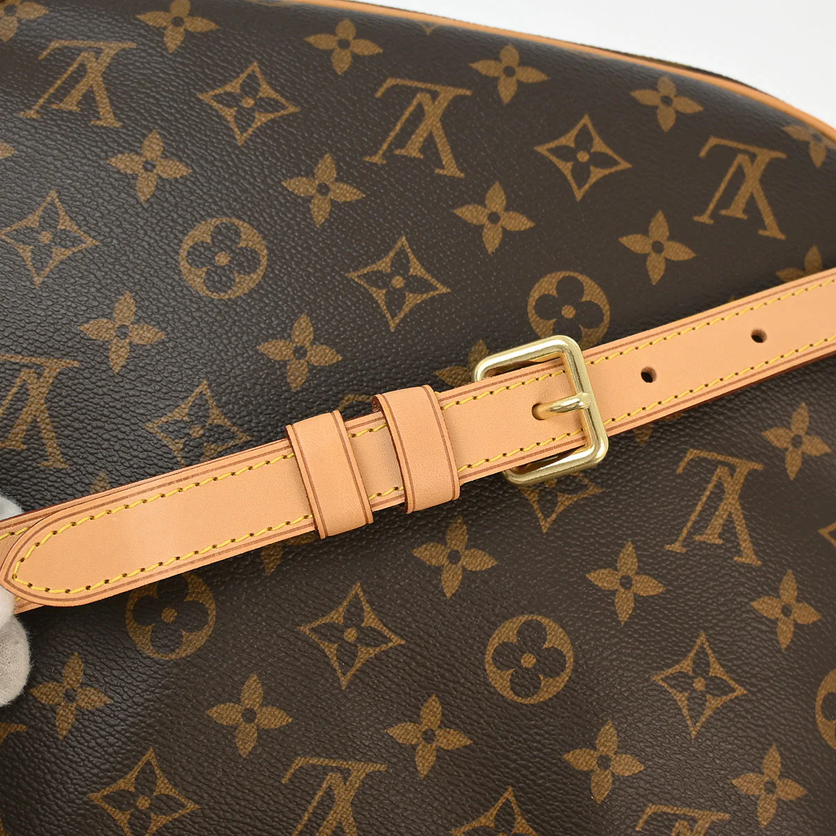 Louis Vuitton 2011 Monogram Odeon PM Shoulder Bag M56390 - Image 5