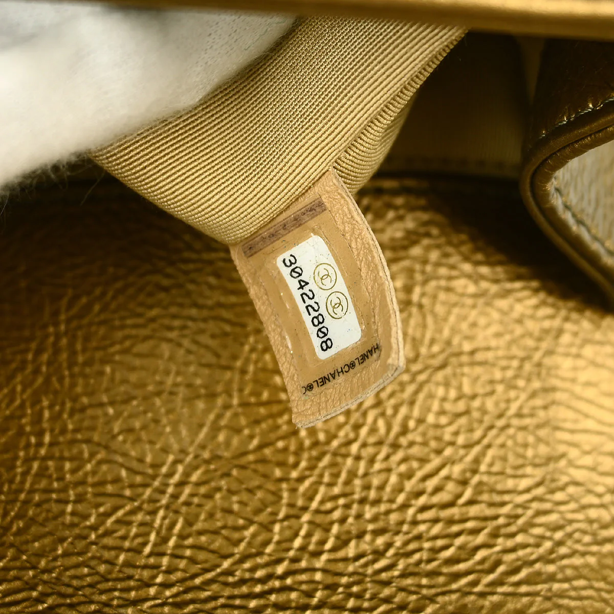 Chanel 2020-2021 Bronze Calfskin Boy Medium - Image 9