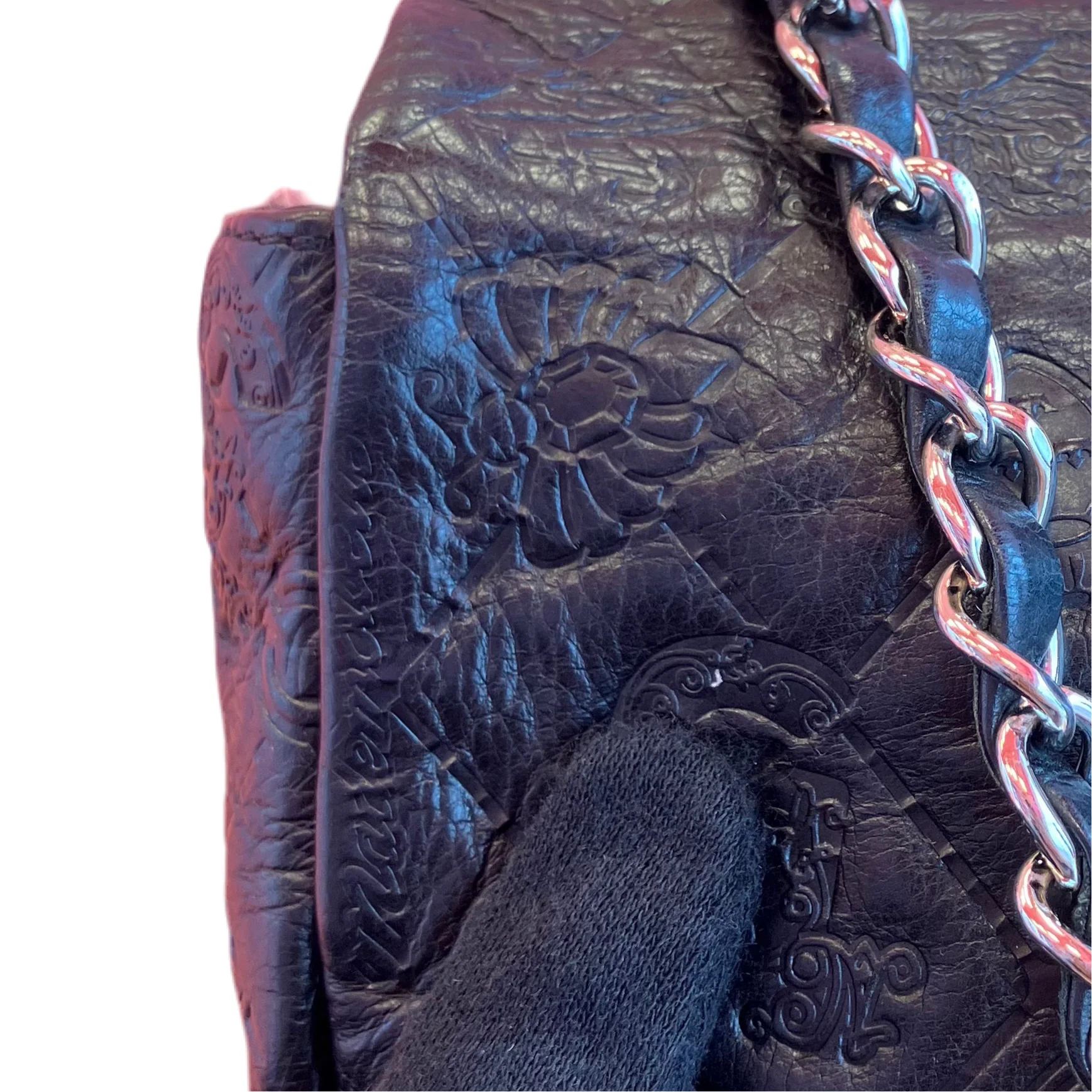 Chanel 2010-2011 Calfskin Icon Single Flap Shoulder Bag - Image 11