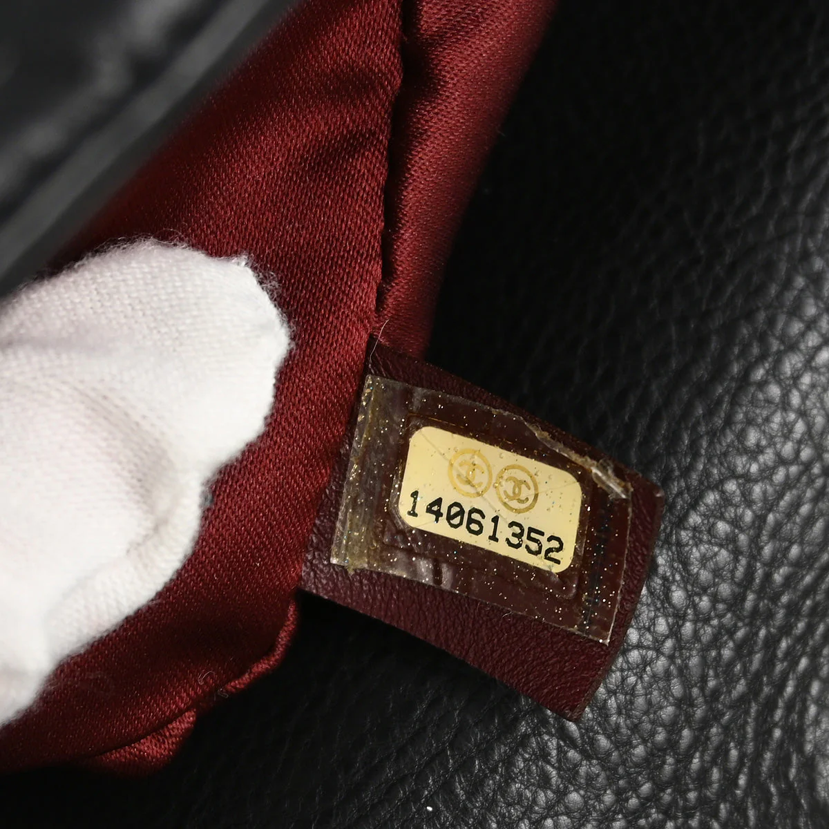 Chanel 2010-2011 Calfskin Icon Single Flap Shoulder Bag - Image 9
