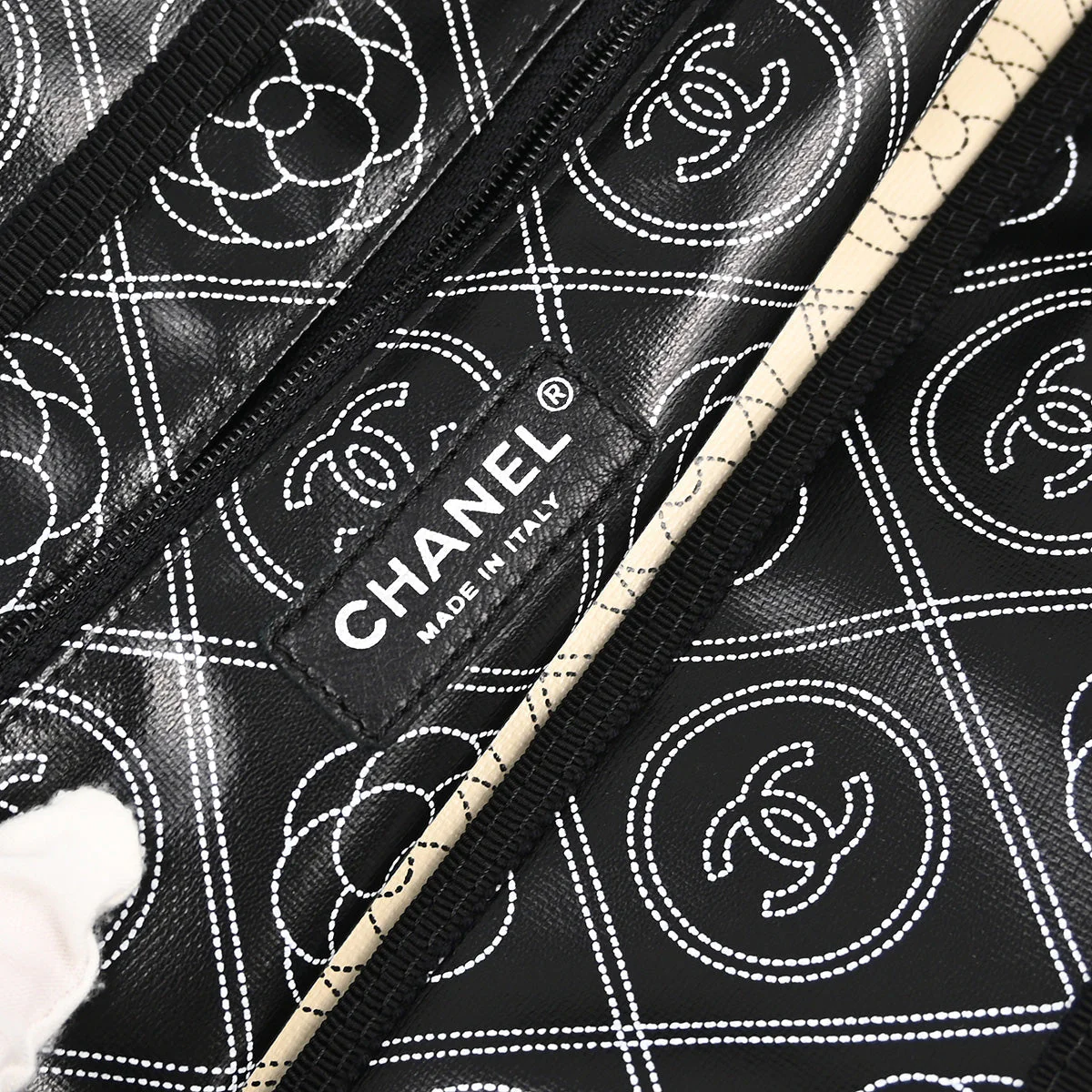 Chanel 2018 Black Printed Coated Canvas Camellia Shopping 2way Shoulder Tote Handbag - Image 9
