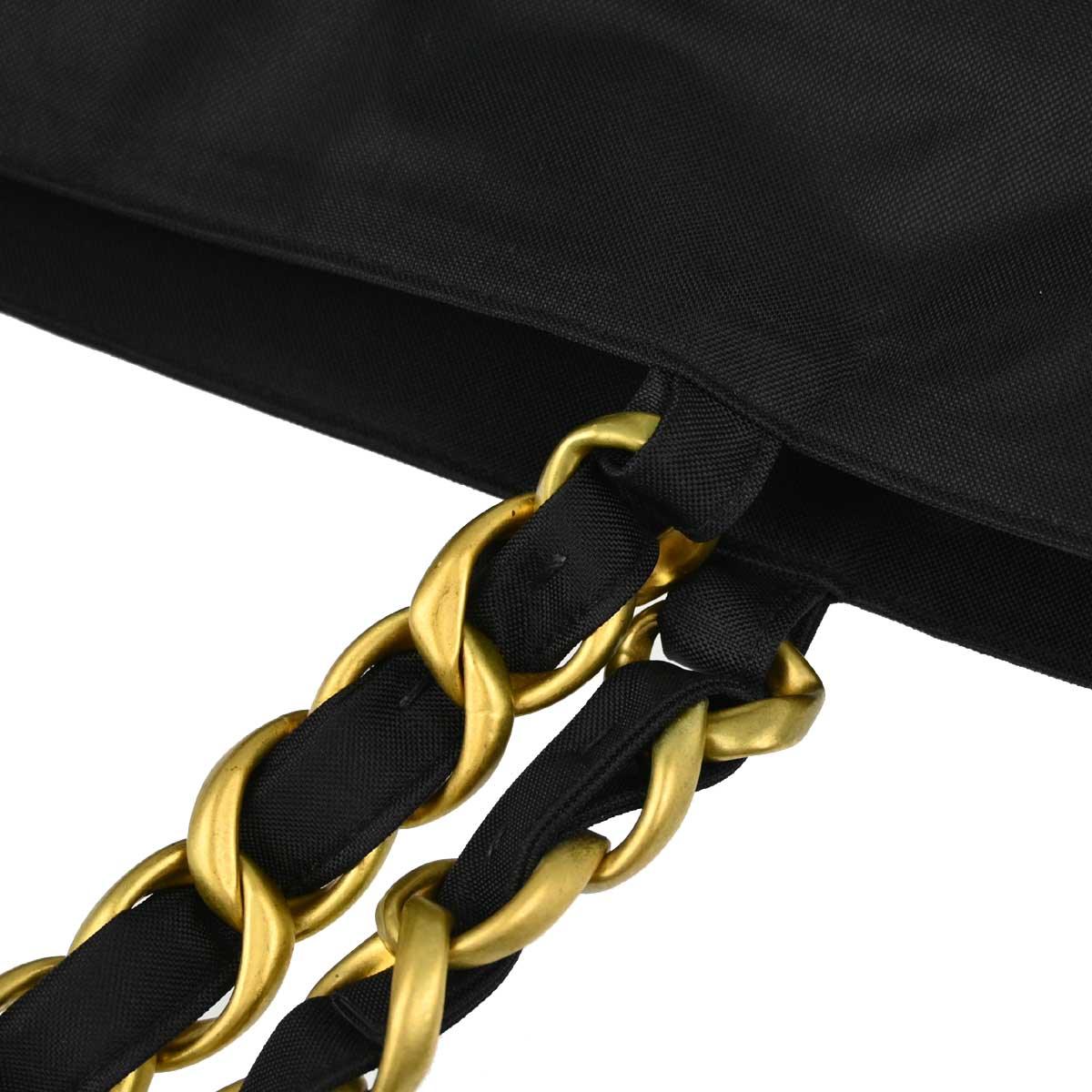Chanel 1991-1994 Black Nylon Shoulder Tote Bag - Image 6