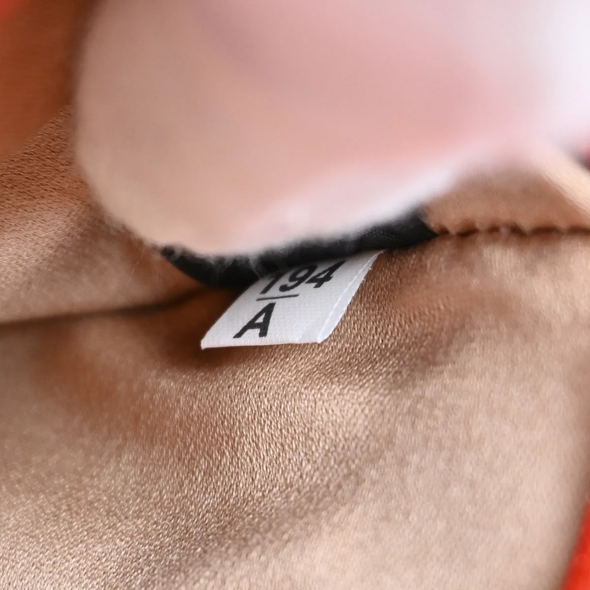 Miu Miu Red Goatskin Shoulder Bag - Image 10