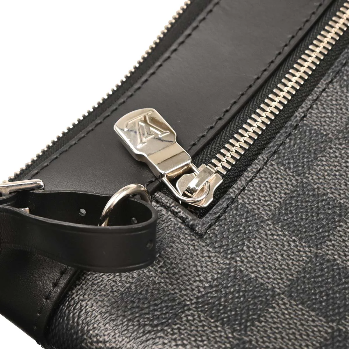 Louis Vuitton 2018 Damier Graphite Mick PM Shoulder Bag N40003 - Image 6