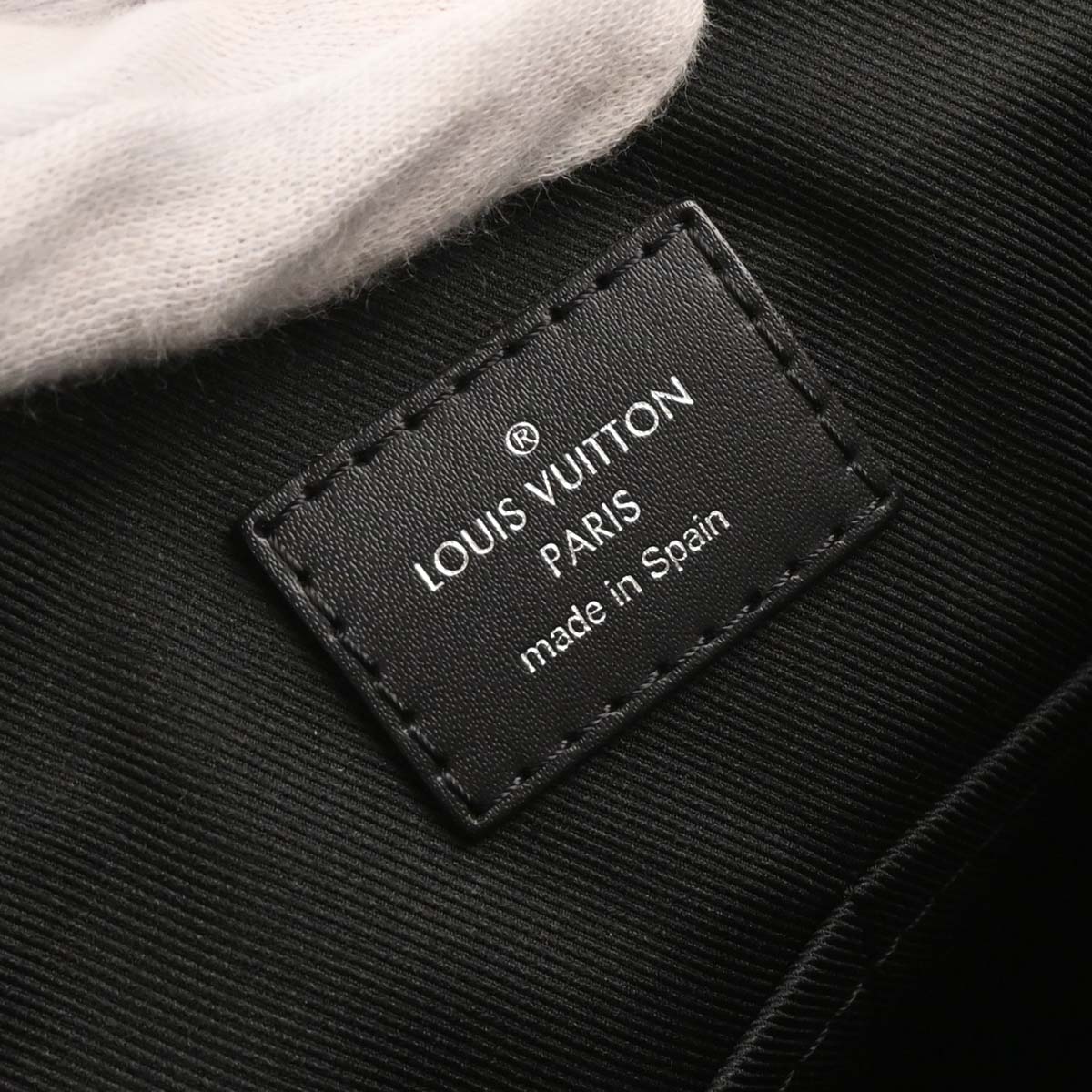 Louis Vuitton 2018 Damier Graphite Mick PM Shoulder Bag N40003 - Image 9