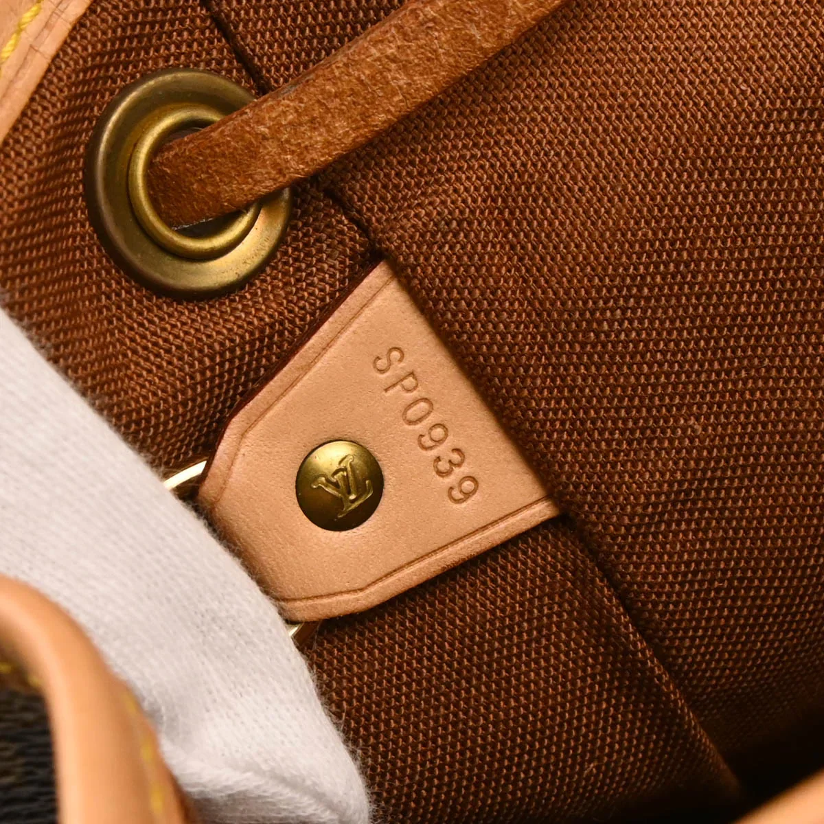 Louis Vuitton 1999 Monogram Mini Montsouris Backpack M51137 - Image 10